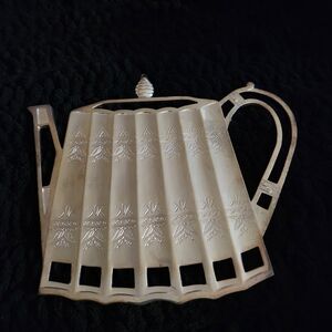 Godinger silver plated teapot trivet